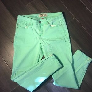 LEI Ashley Low Rise straight Leg Jean